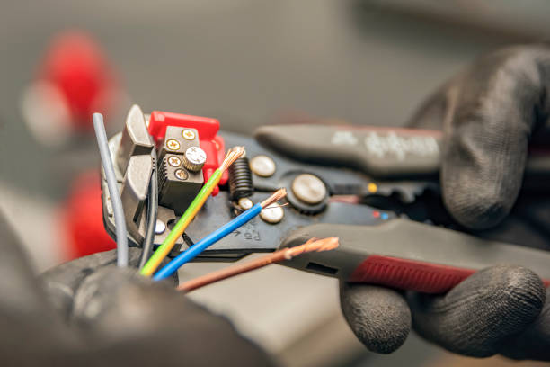 Best Circuit Breaker Repair  in Canadian, TX